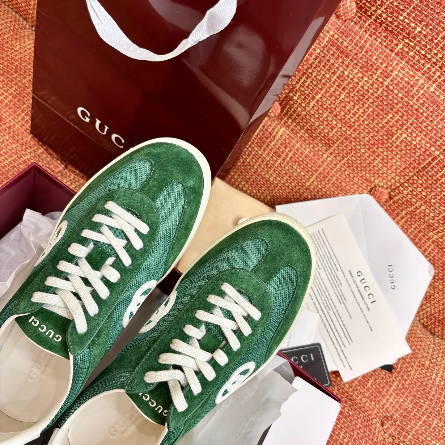 Кроссовки Женские Gucci 18039360