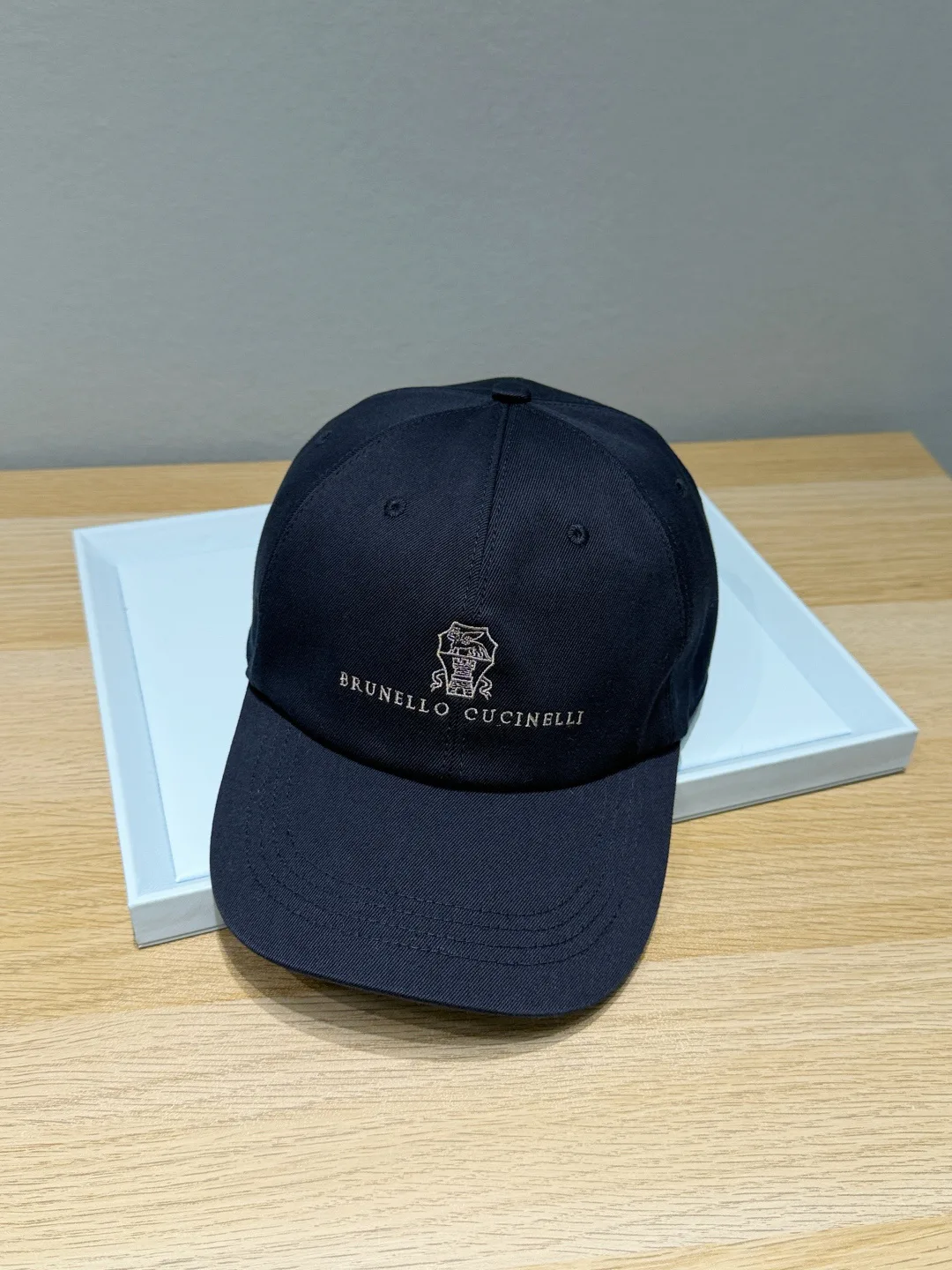 Головные Уборы Brunello Cucinelli 11435277