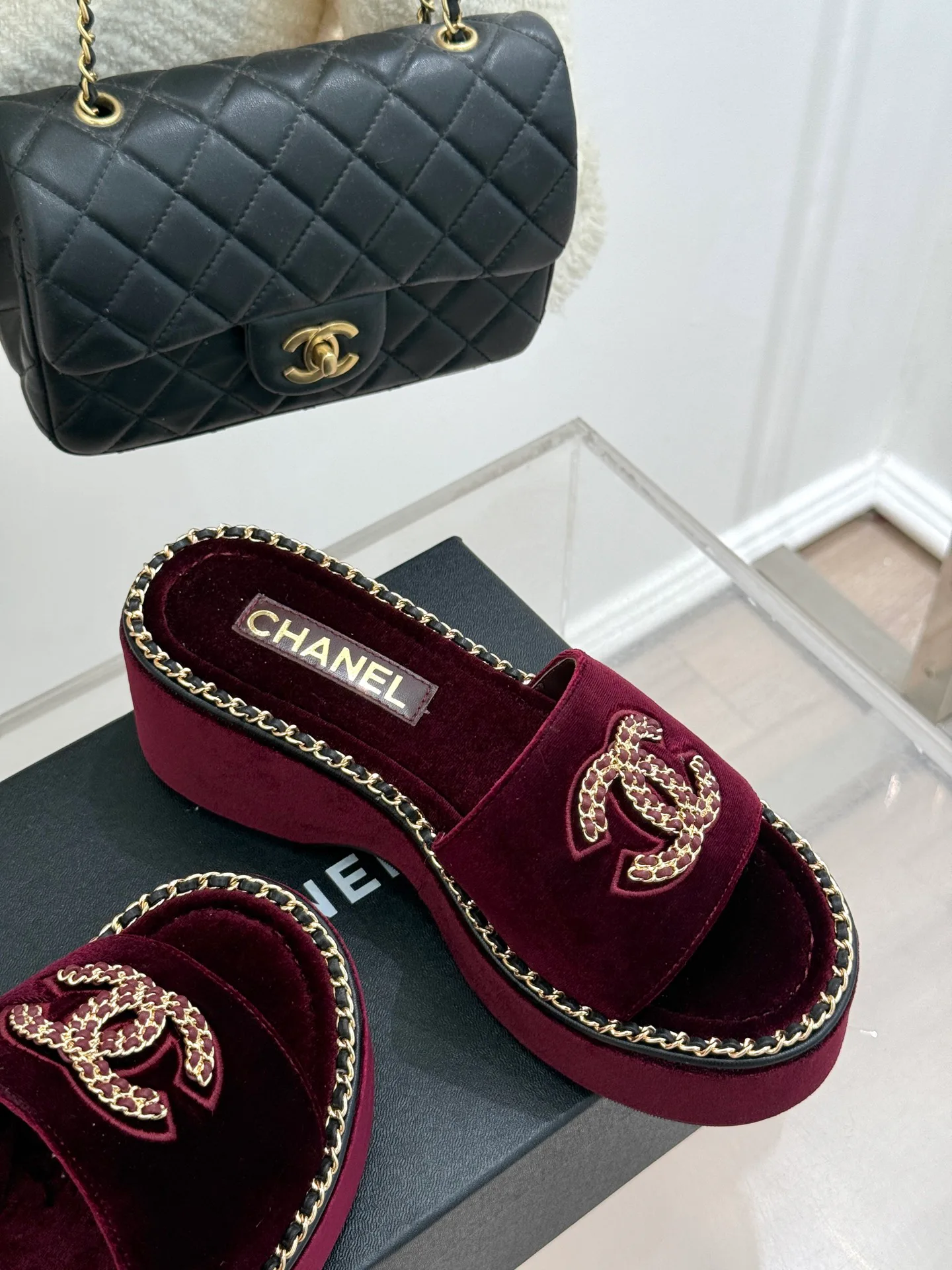 Шлепанцы Женские Chanel 3425650