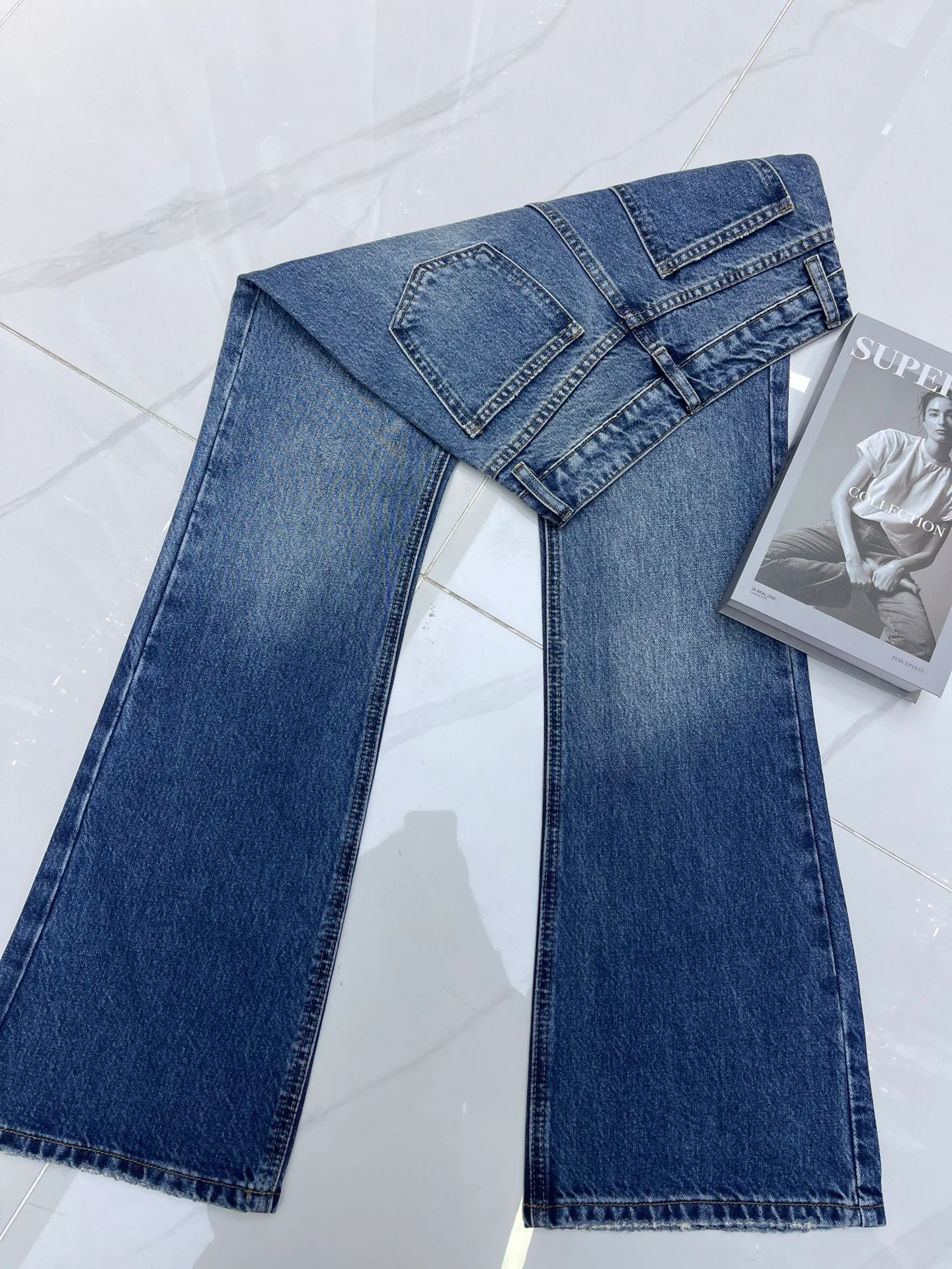 Джинсы Женские Valentino 9669185