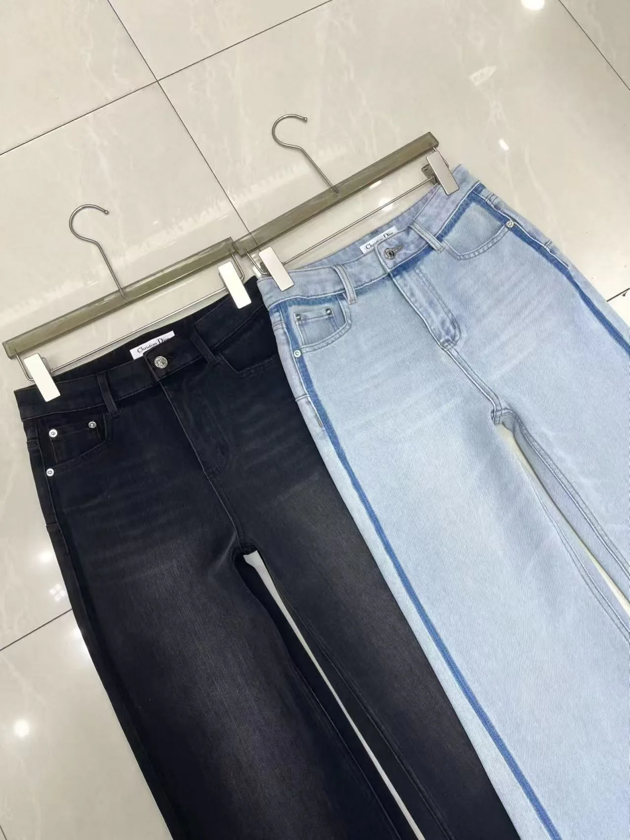 Джинсы Женские Christian Dior 12621354