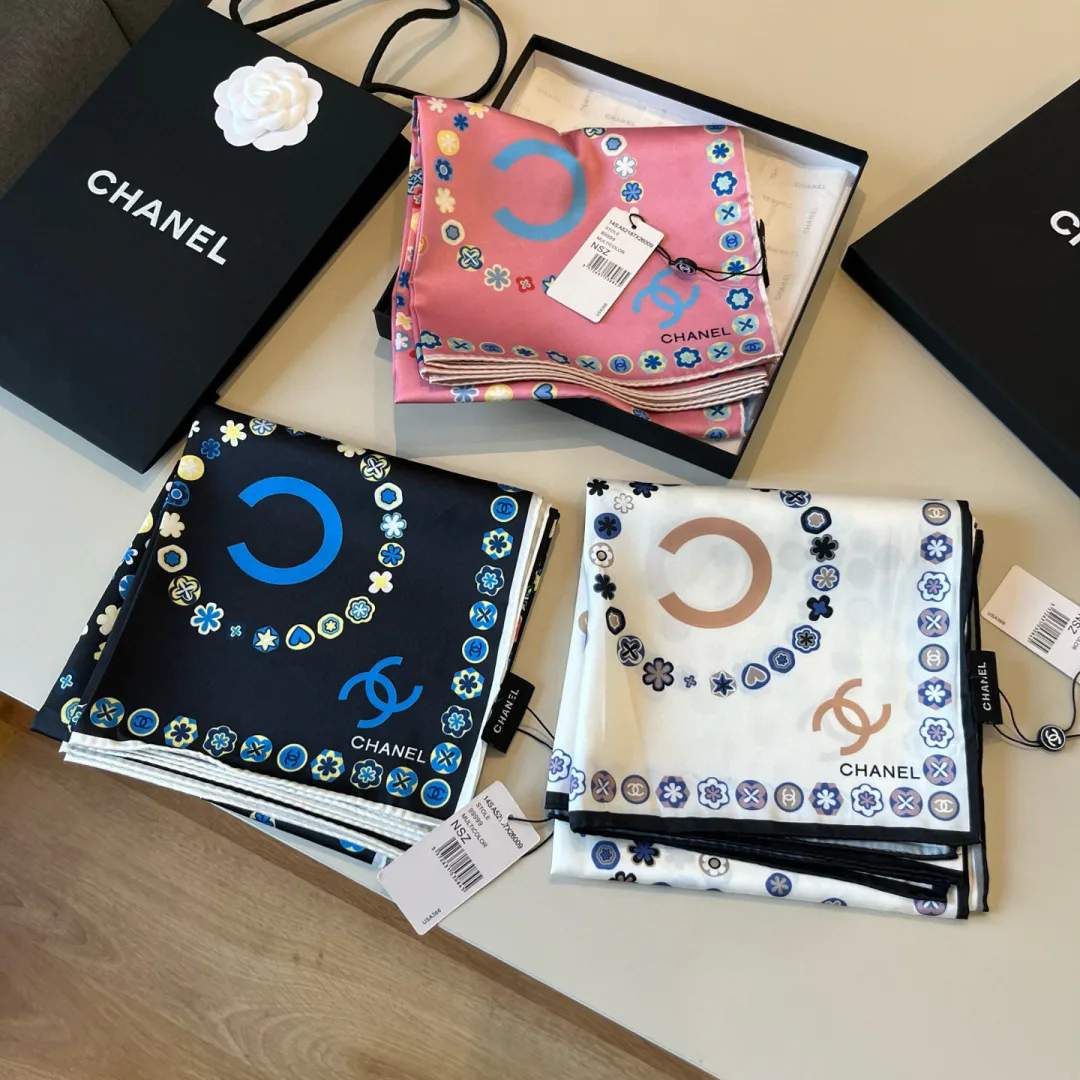 Платки Chanel 11115343
