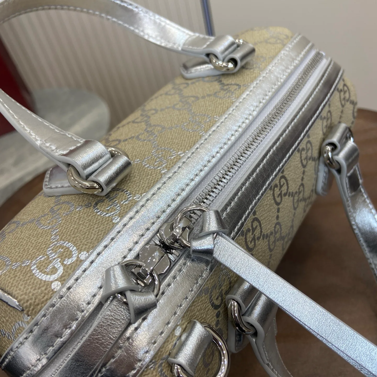 Классические Сумки Женские Gucci 10841813