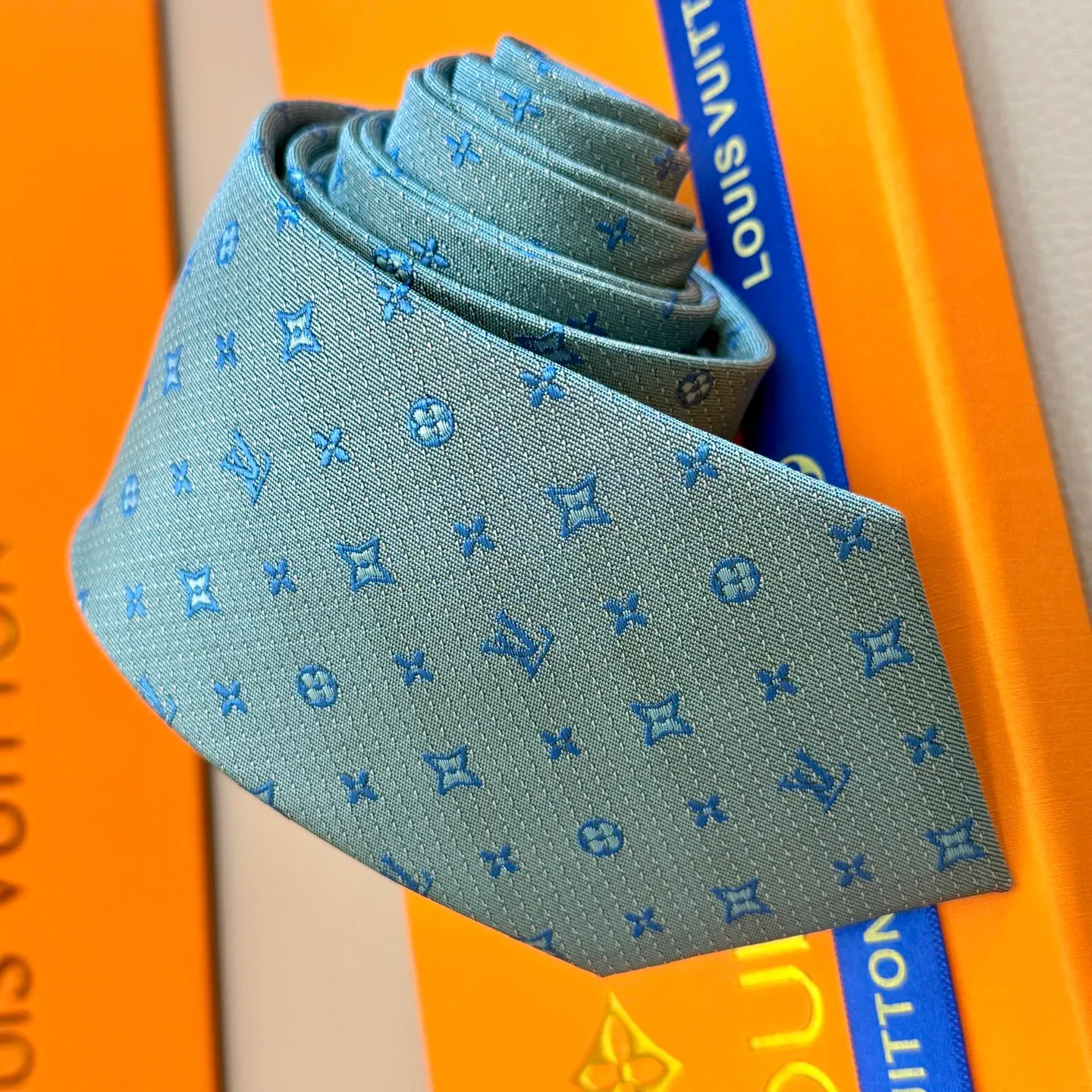 Шарфы Louis Vuitton 14633