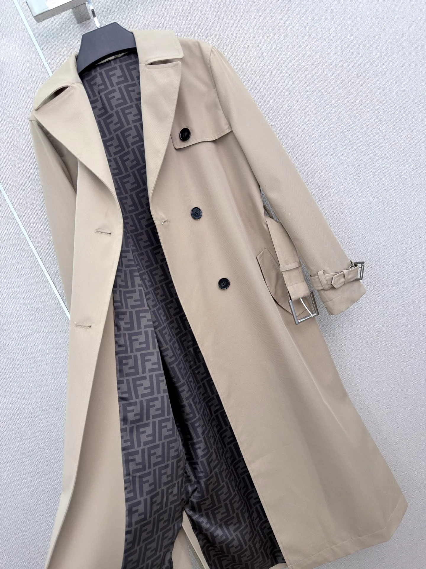 Тренчи Женские Fendi 18963147