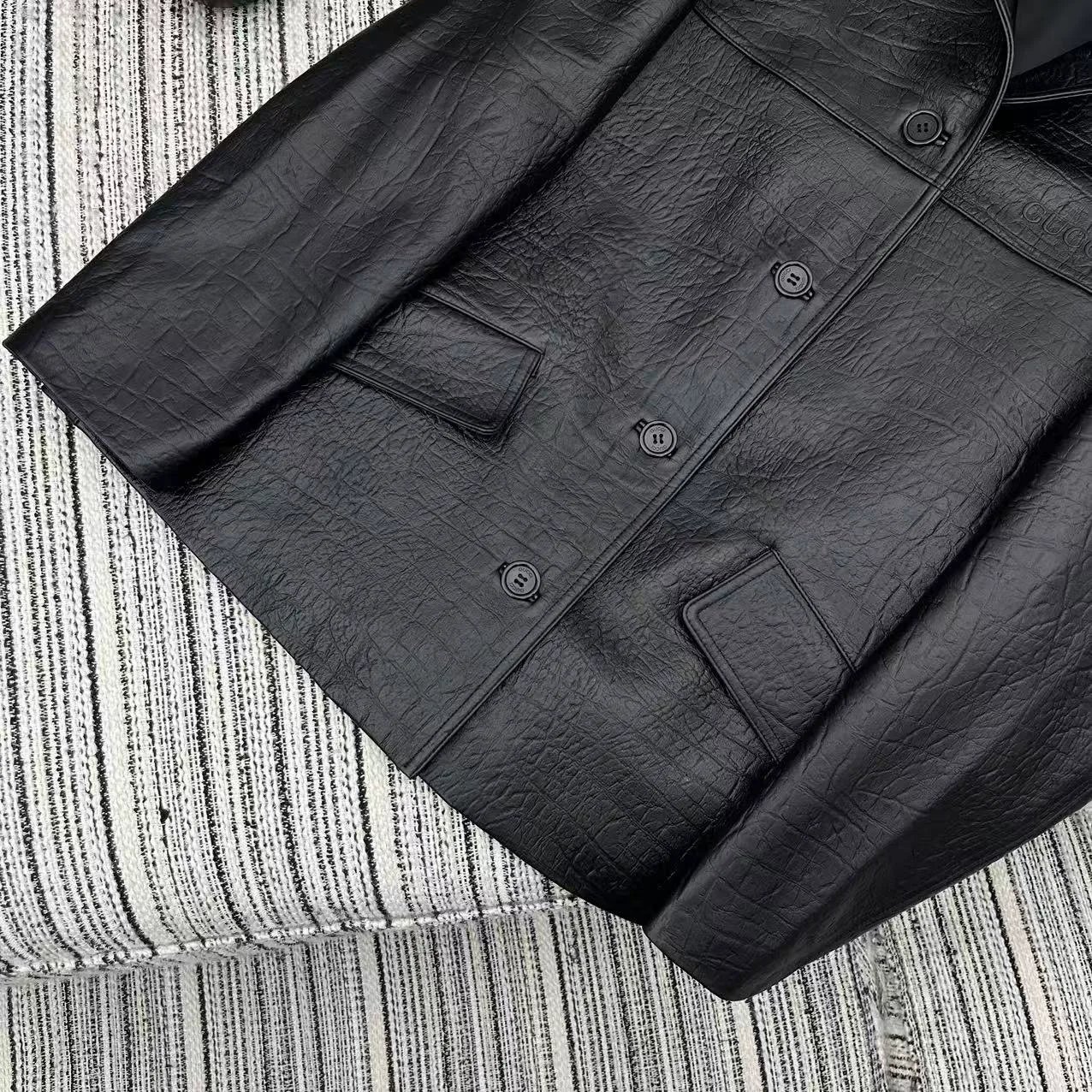 Кожаные Куртки И Дублёнки Женские Gucci 502448