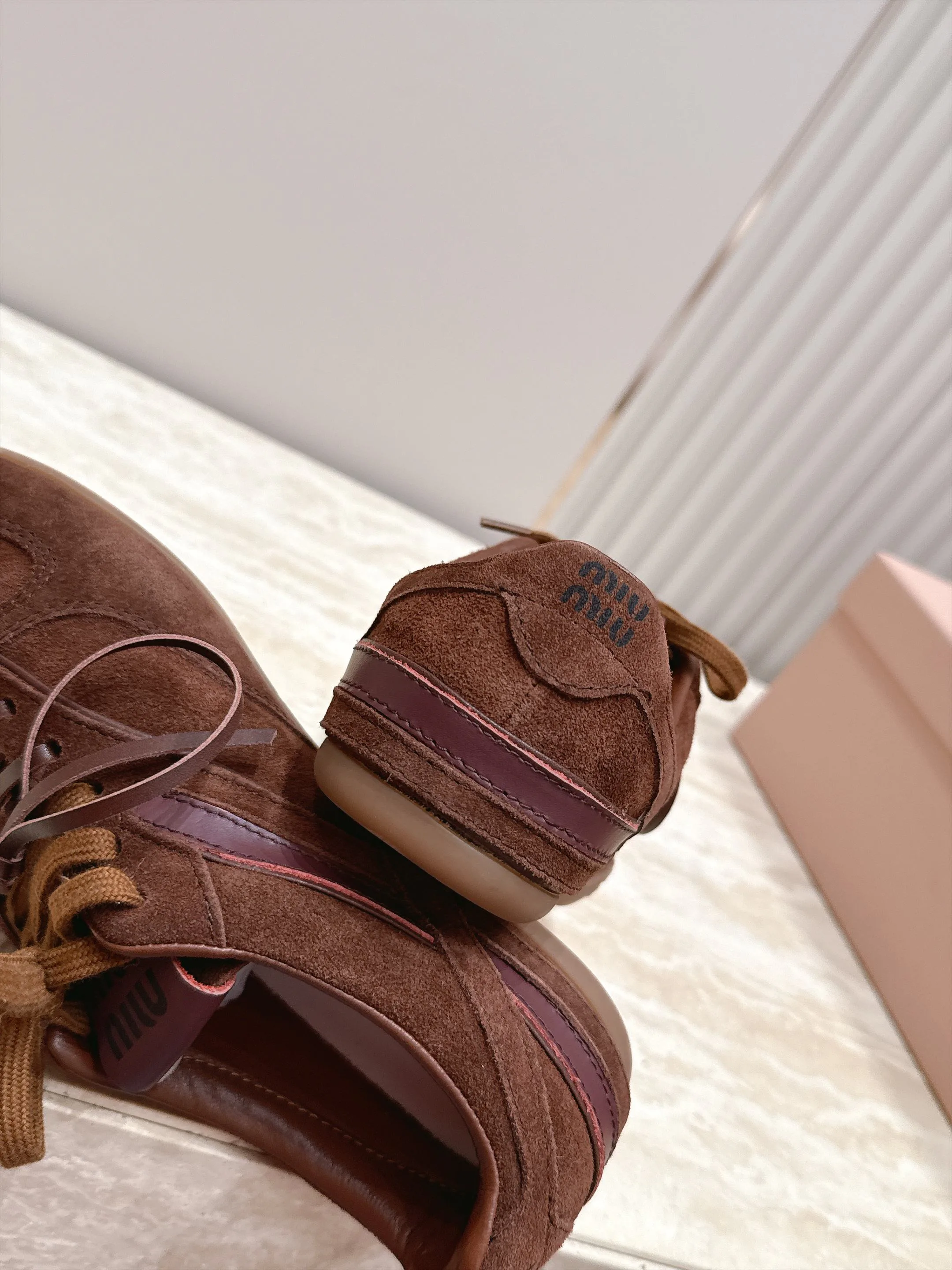 Кроссовки Женские Miu Miu 17963737