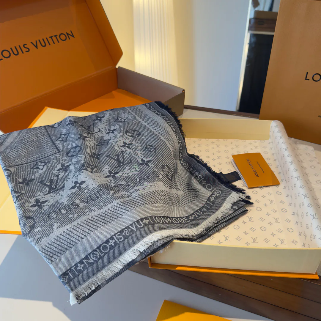 Шарфы Louis Vuitton 497630