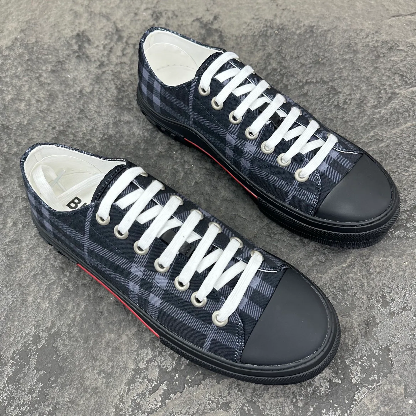 Кроссовки Мужские Burberry 18154133