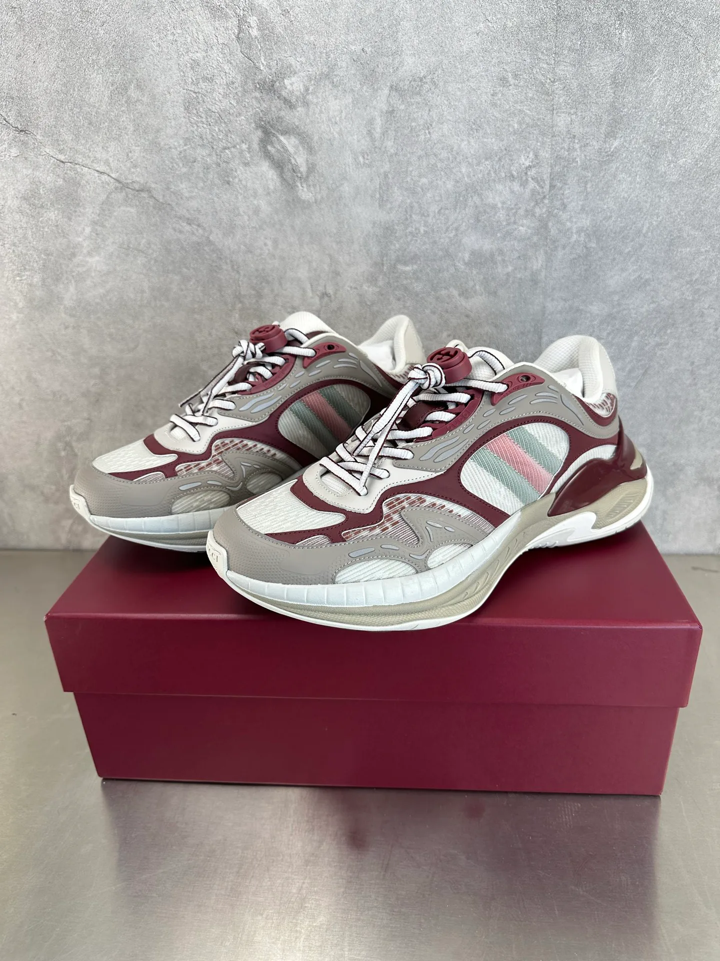 Кроссовки Женские Gucci 77975