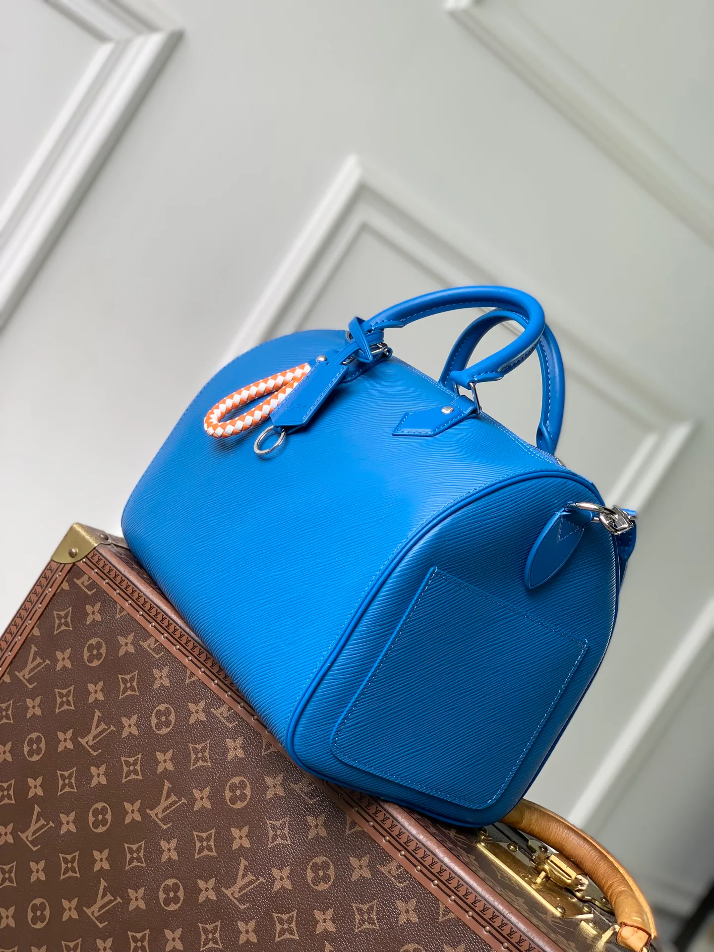 Классические Сумки Женские Louis Vuitton 18147549