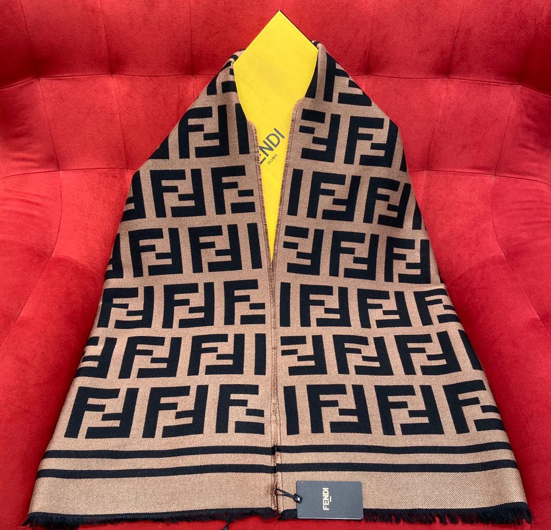 Шарфы Fendi 338221