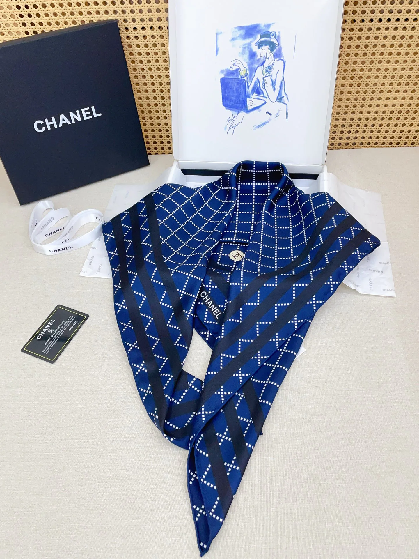 Платки Chanel 13119696