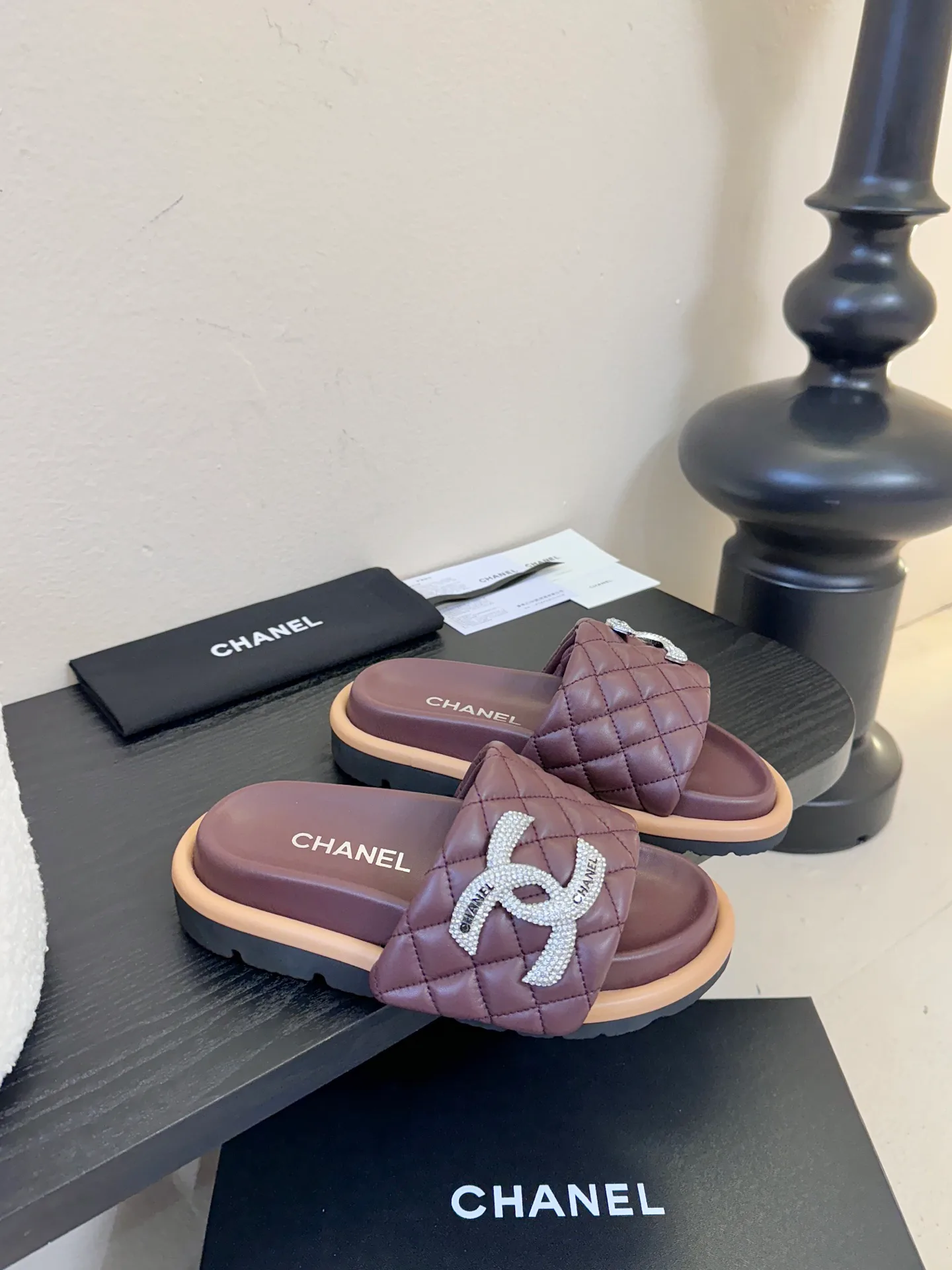 Шлепанцы Женские Chanel 1590885