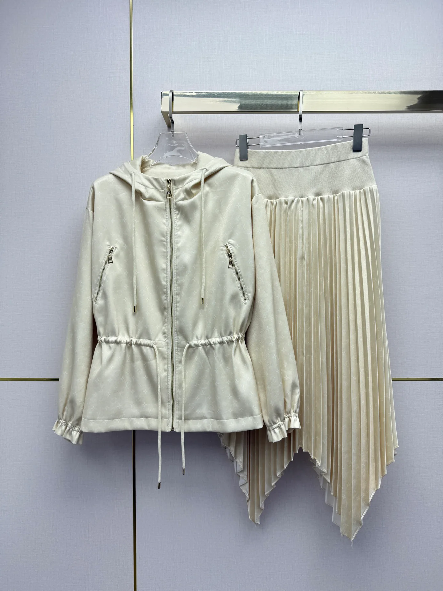 Юбки Женские Louis Vuitton 3055335