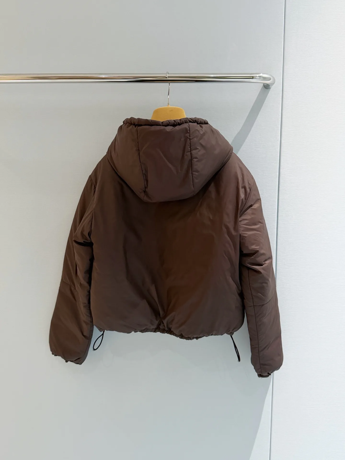Куртки И Пуховики Женские Miu Miu 18689401