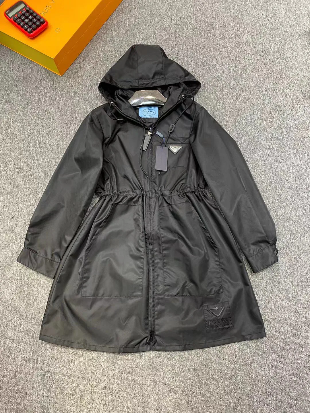 Куртки И Пуховики Женские Prada 22541