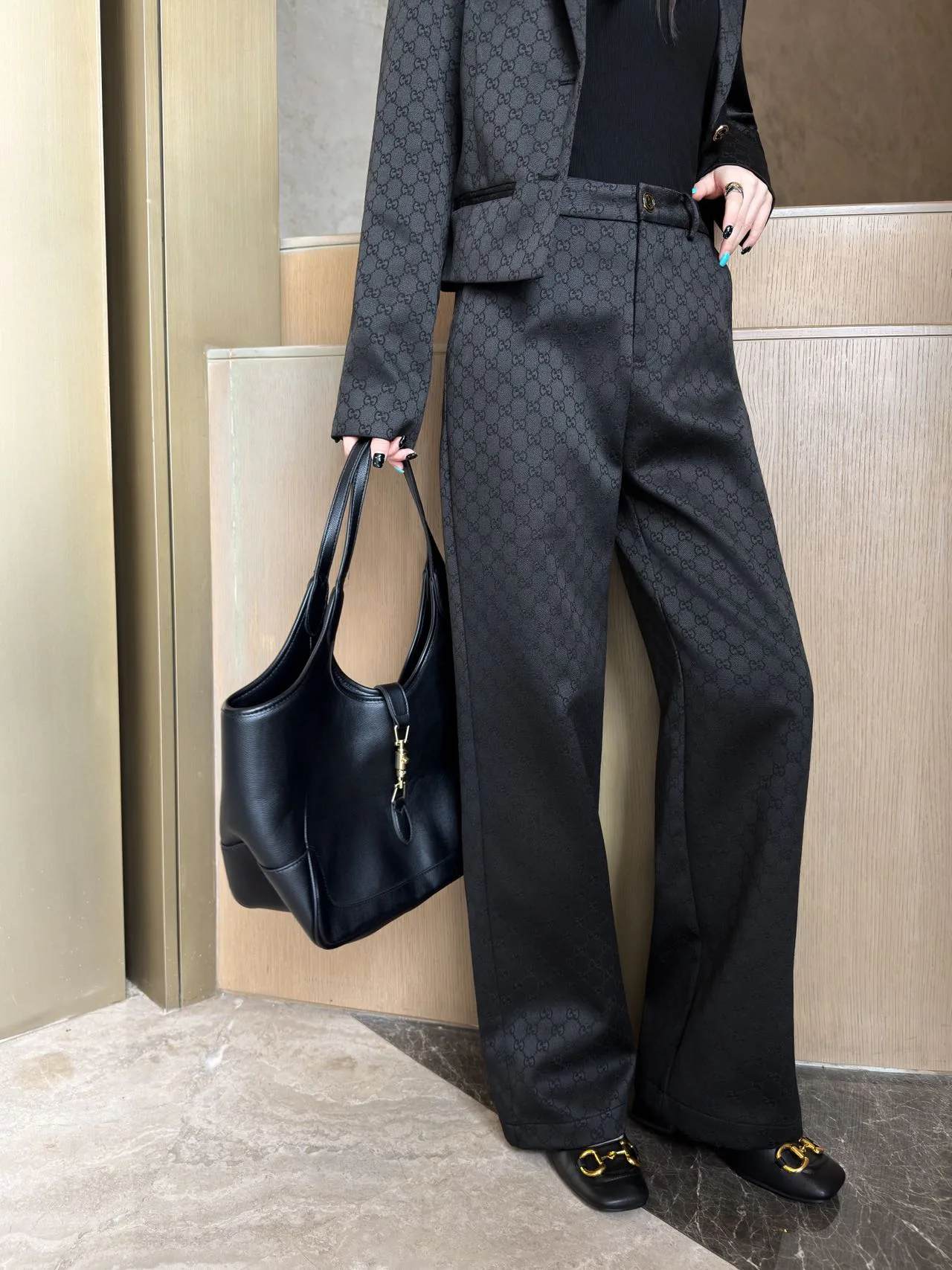 Костюмы Женские Gucci 18501905