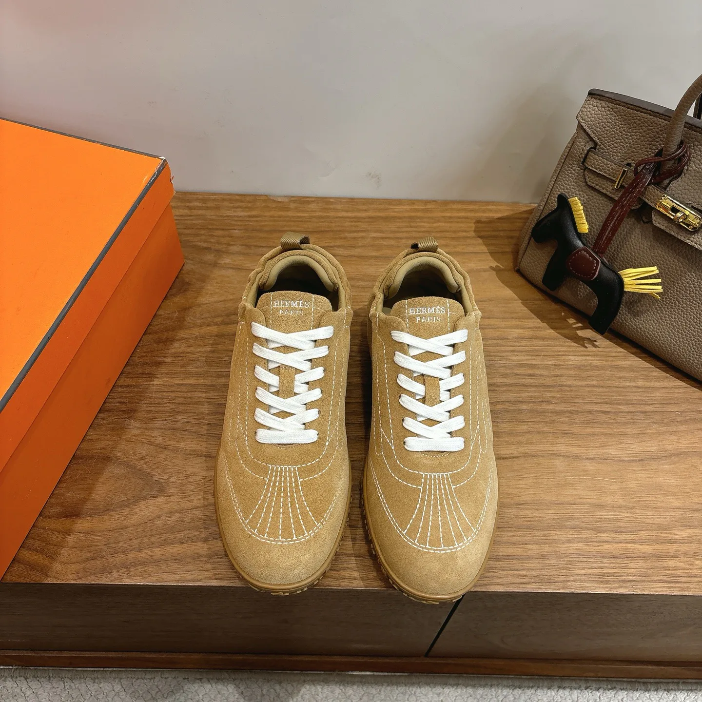 Кроссовки Женские Hermes 11891953