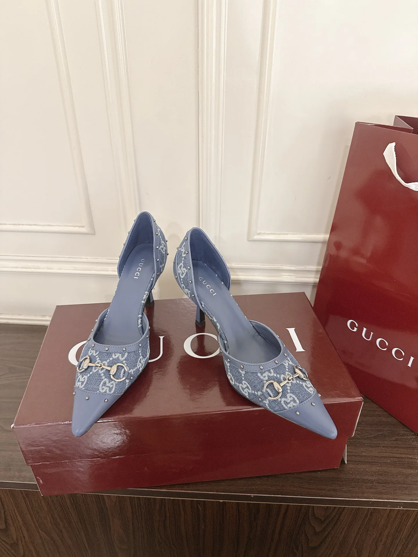 Туфли Женские Gucci 18135588