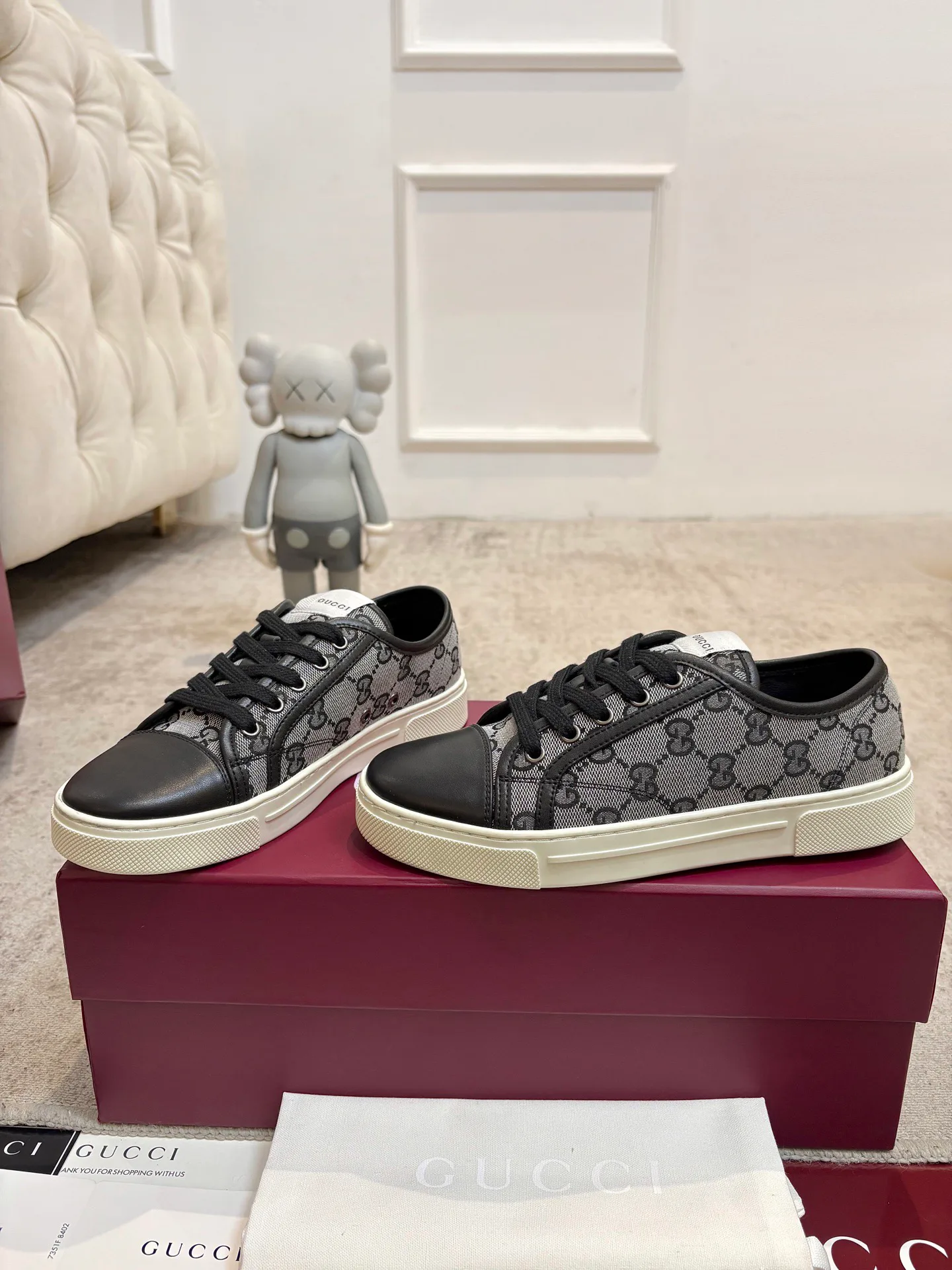 Кроссовки Женские Gucci 18901598