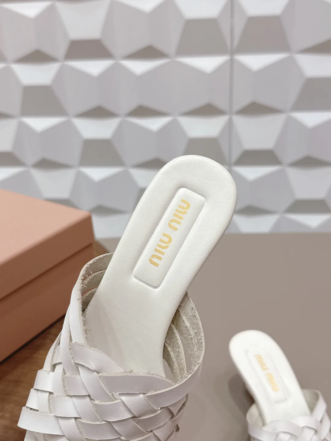 Босоножки Женские Miu Miu 10065981