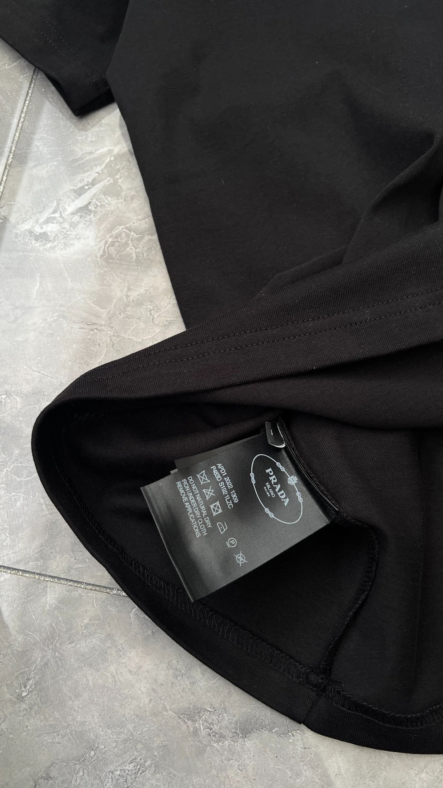 Футболки Женские Prada 11385446