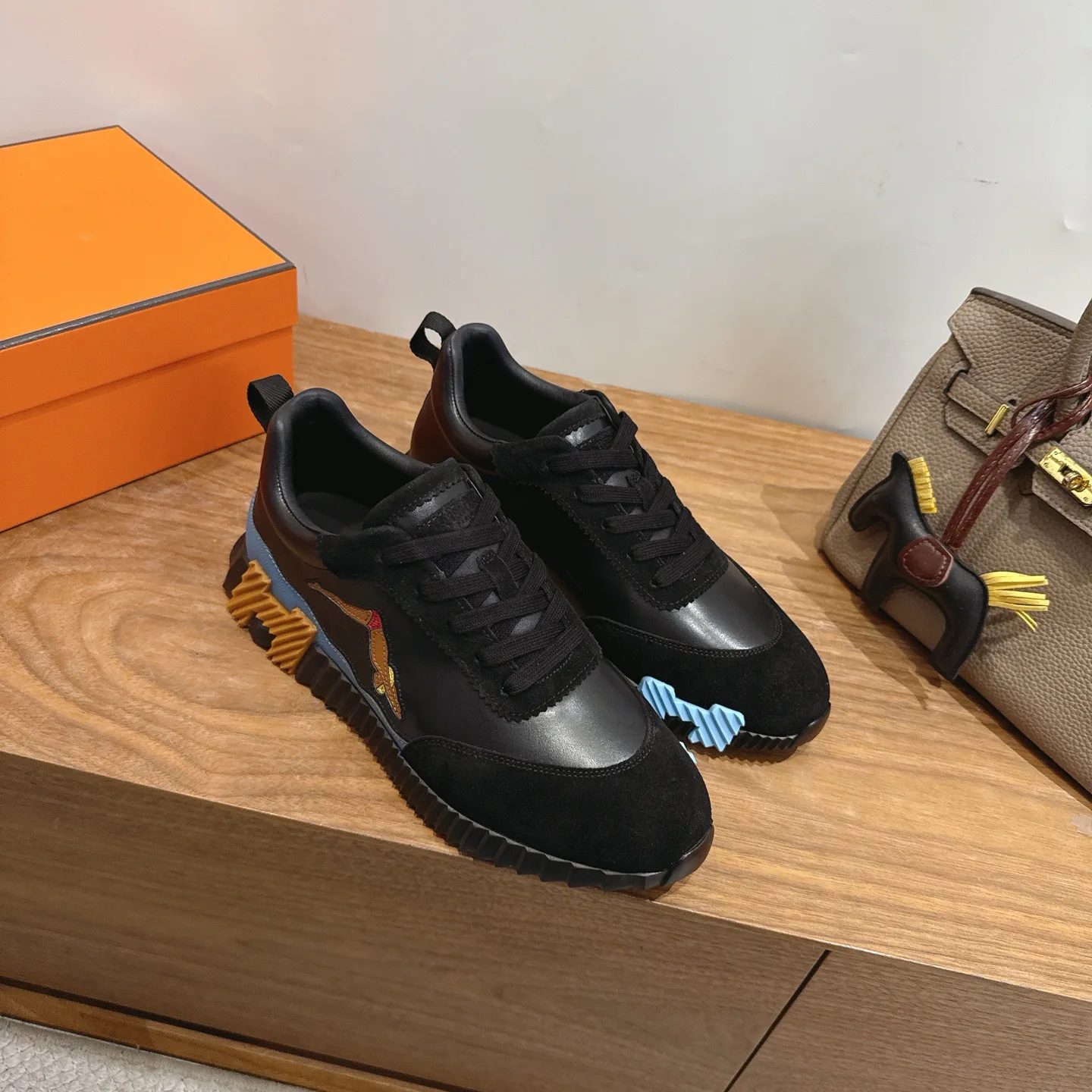 Кроссовки Женские Hermes 17414545