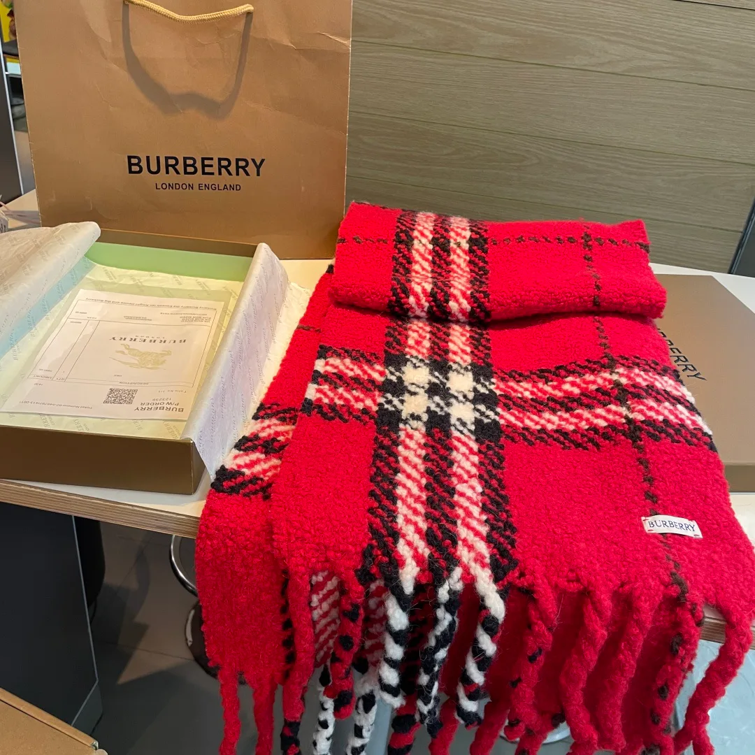 Шарфы Burberry 1701255