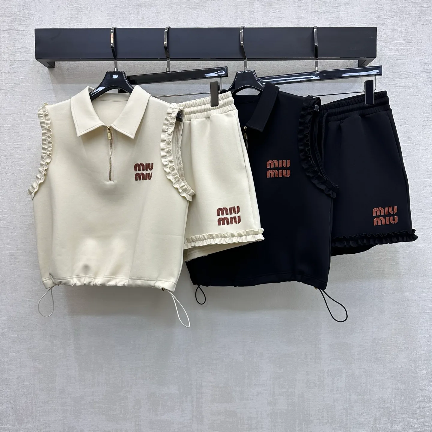 Костюмы Женские Miu Miu 13400986