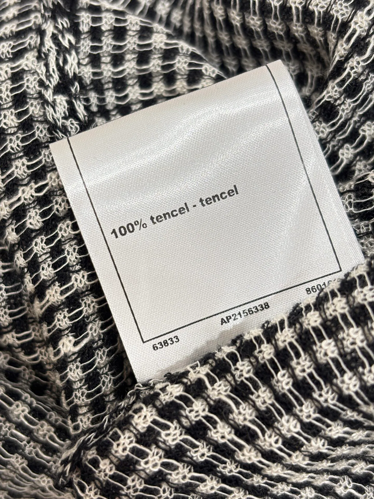 Жилеты Женские Chanel 17141693