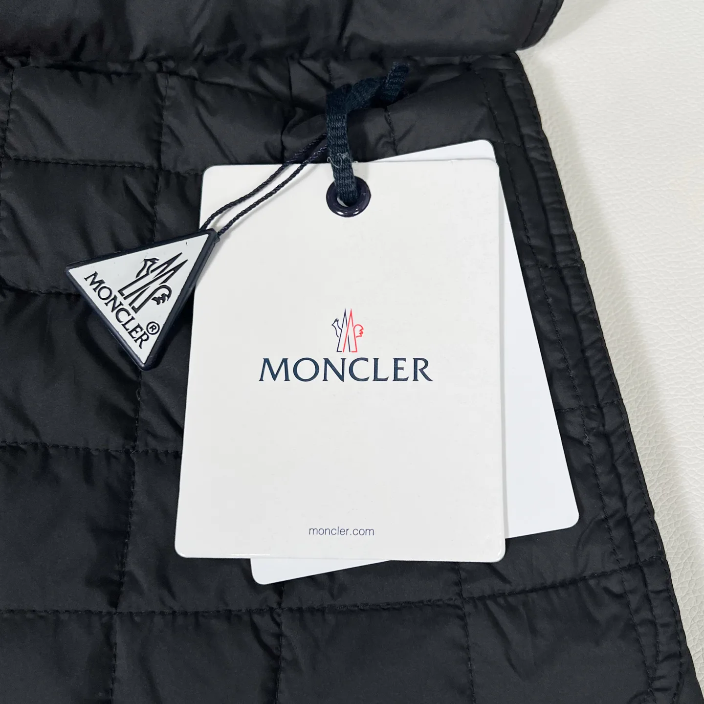 Куртки И Пуховики Женские Moncler 19116417
