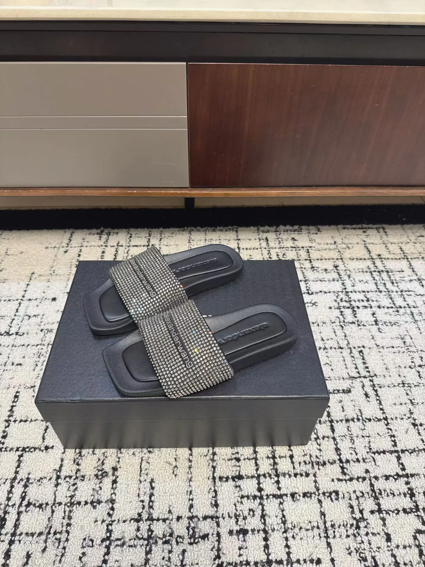 Шлепанцы Женские Alexander Wang 11643678