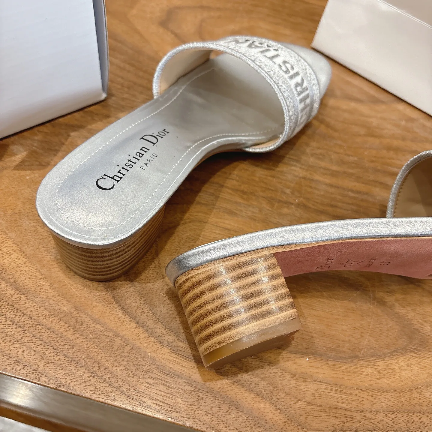 Босоножки Женские Christian Dior 1137289