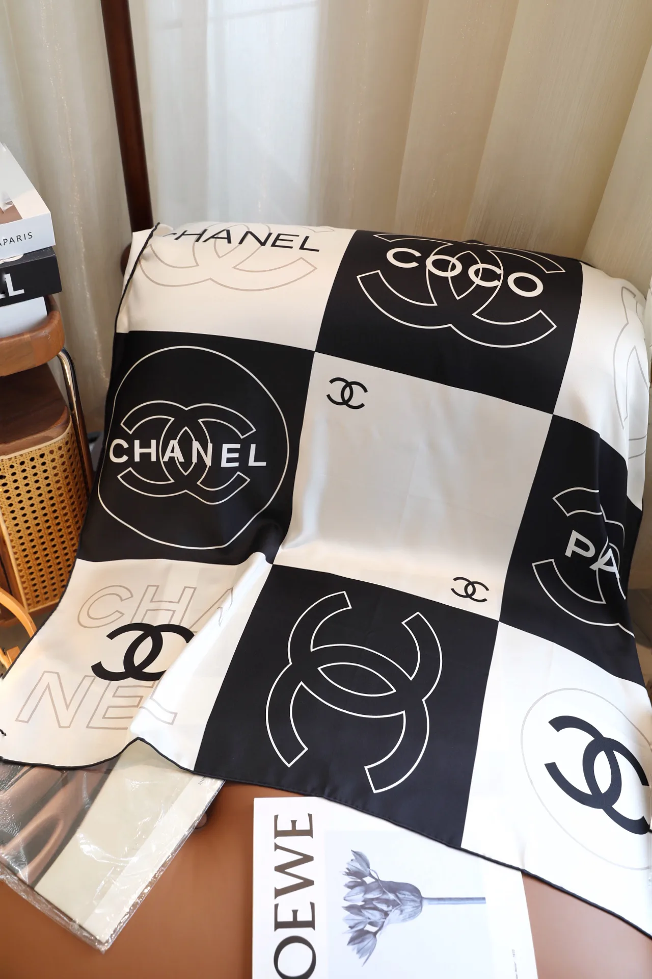 Платки Chanel 18618588