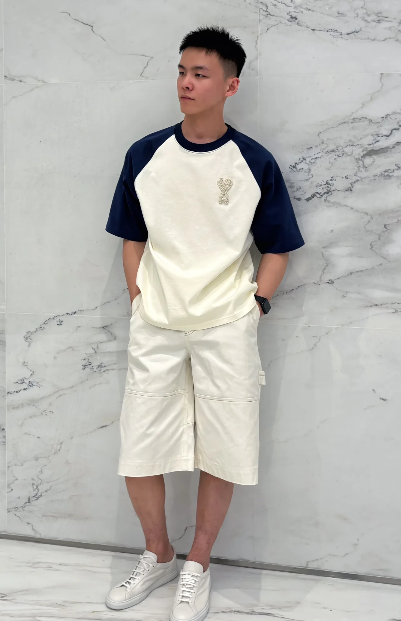 Футболки Женские Ami Paris 10937983