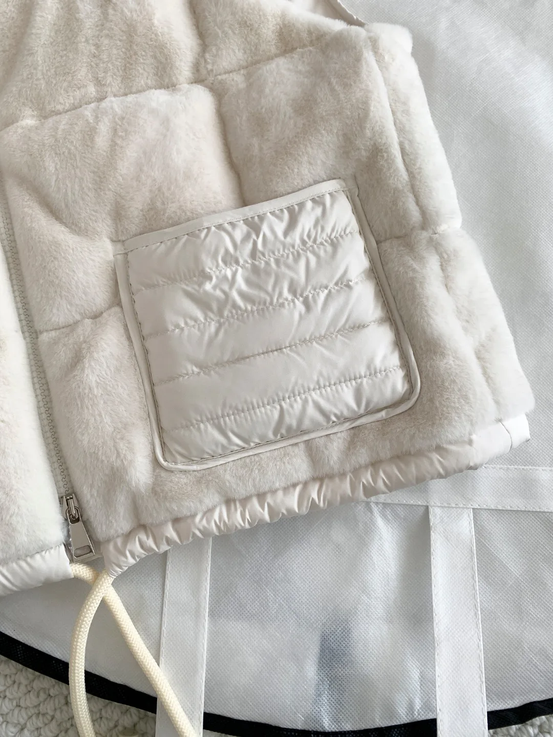 Жилеты Мужские Moncler 1270836
