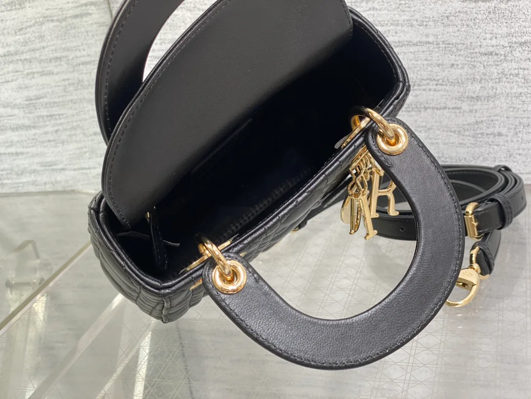 Классические Сумки Женские Christian Dior 13208793
