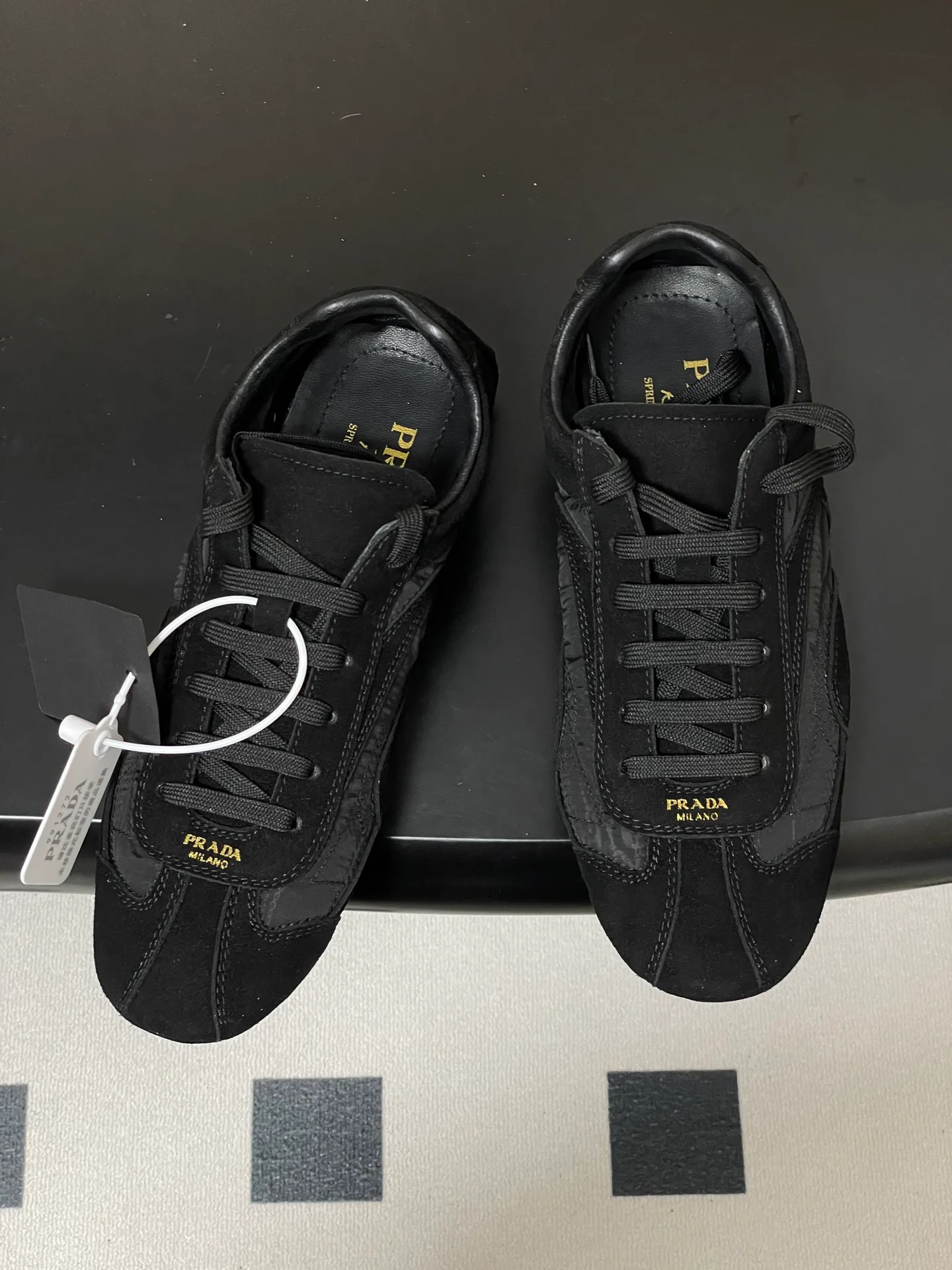 Кроссовки Женские Prada 12880114