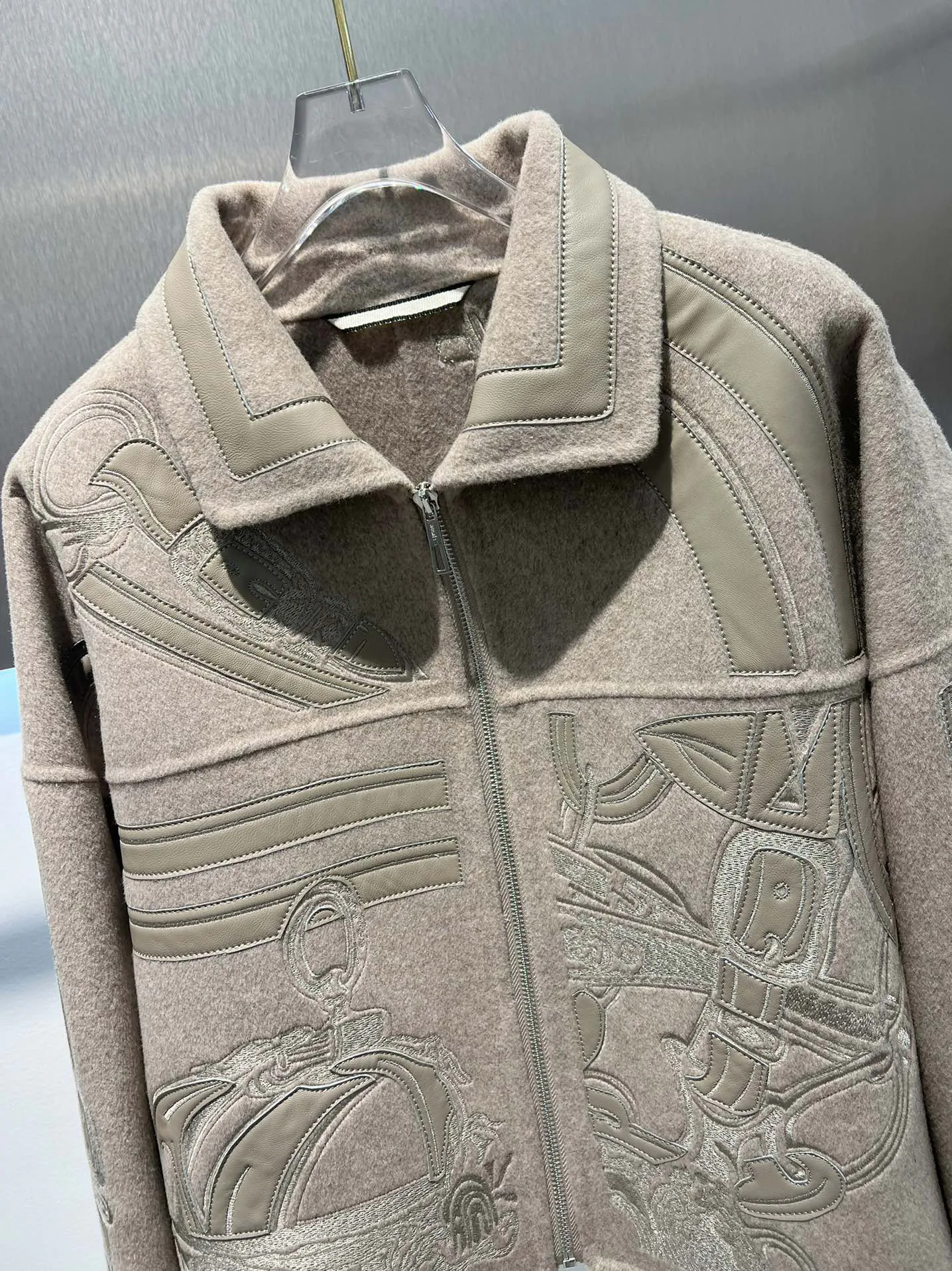 Куртки И Пуховики Женские Hermes 1757151