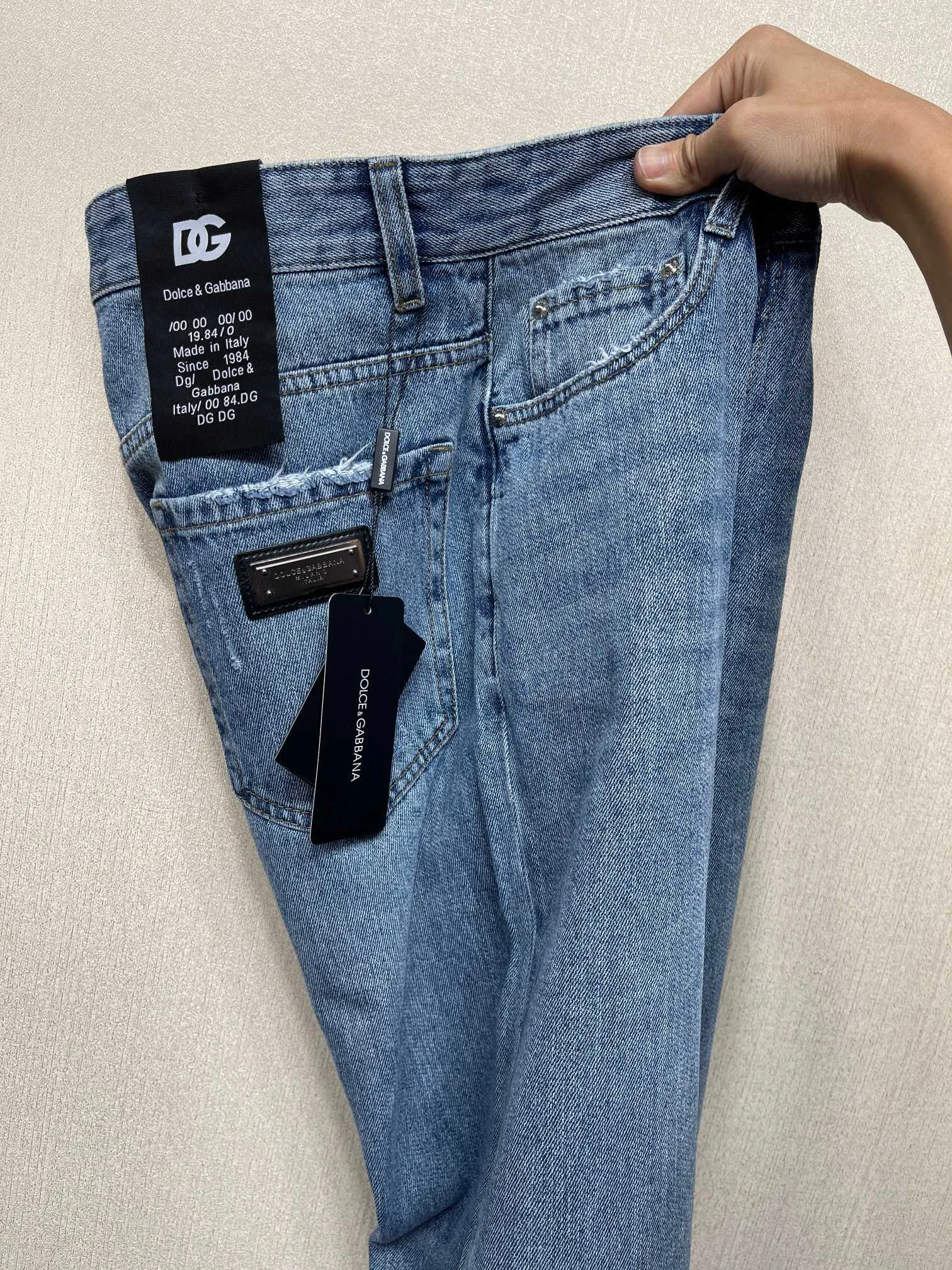 Джинсы Мужские Dolce & Gabbana 18084465