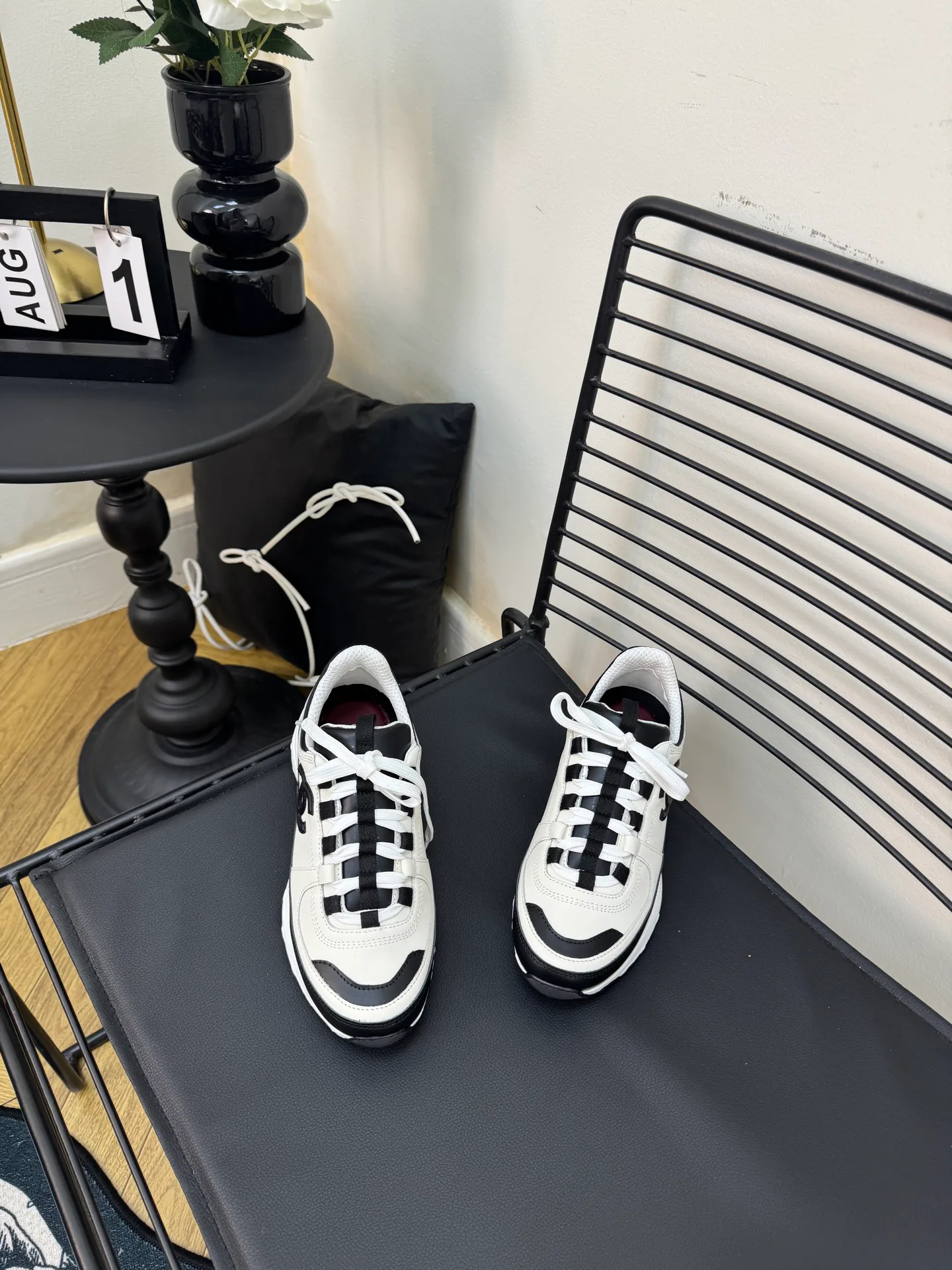 Кроссовки Женские Chanel 18740766
