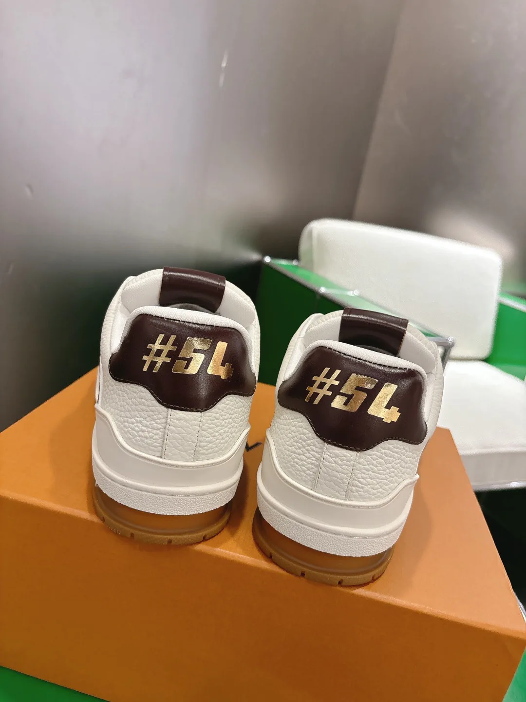 Кроссовки Женские Louis Vuitton 13152721