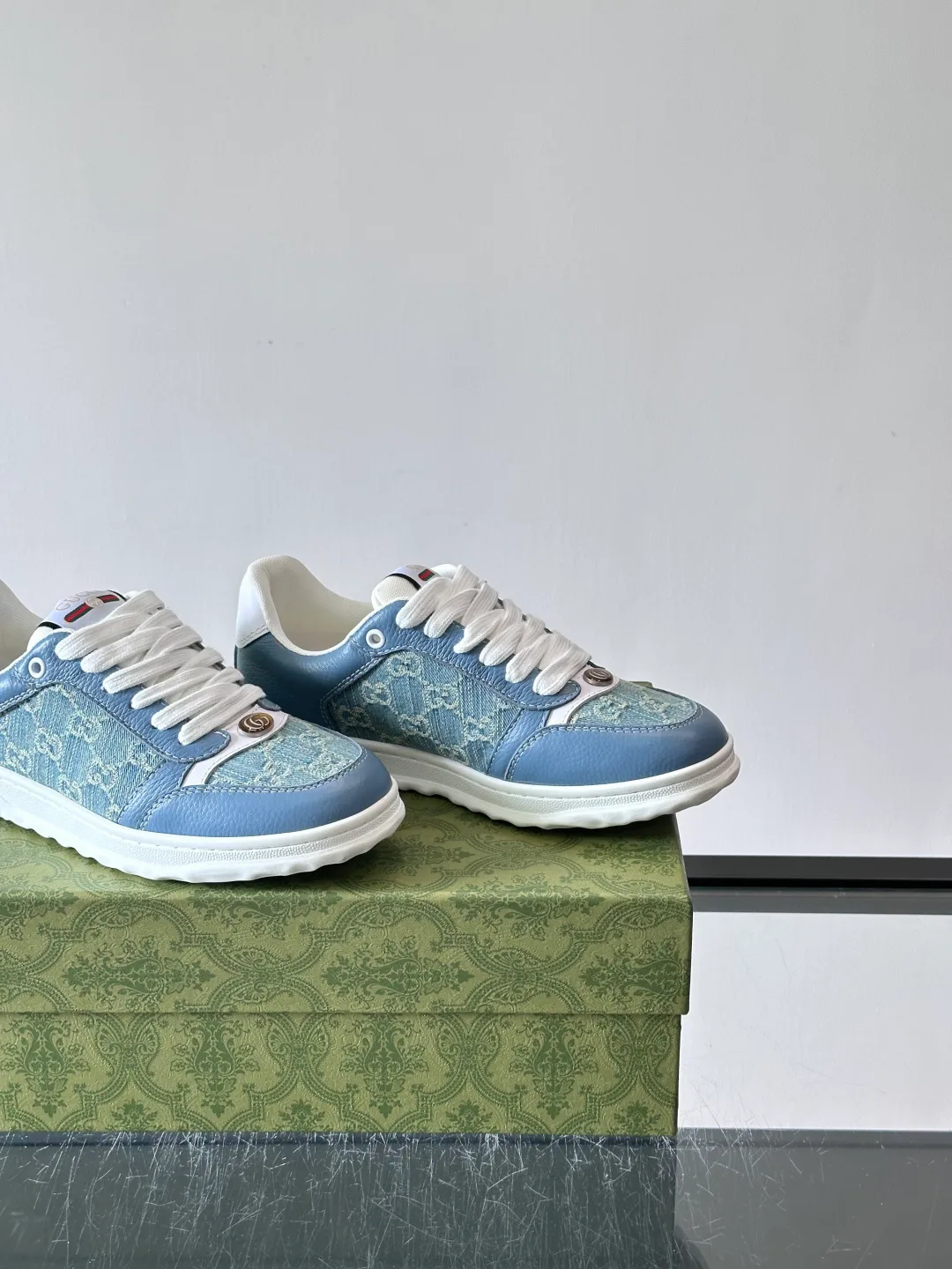 Кроссовки Мужские Gucci 17069306