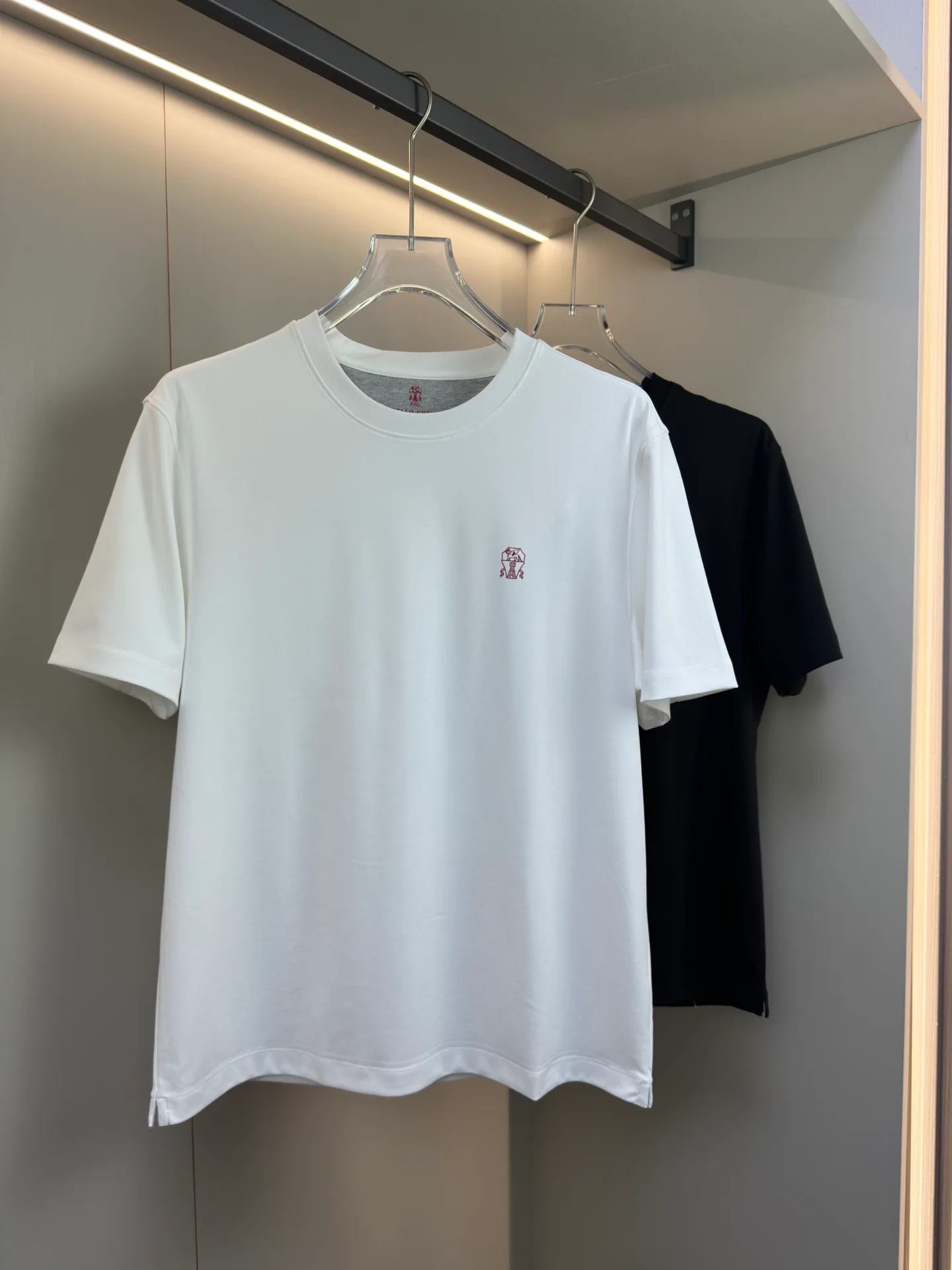 Футболки Женские Brunello Cucinelli 882338