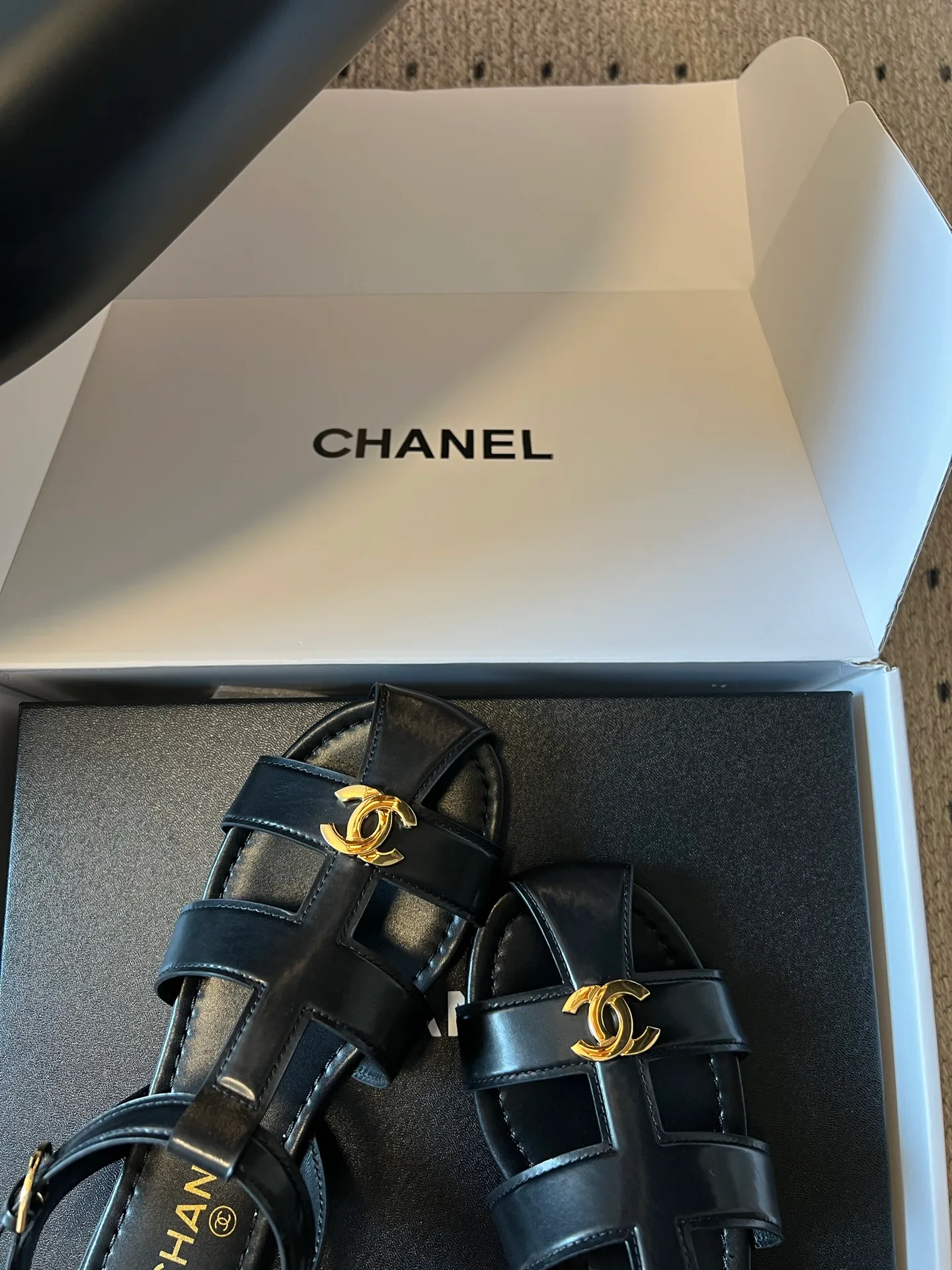 Босоножки Женские Chanel 16931519