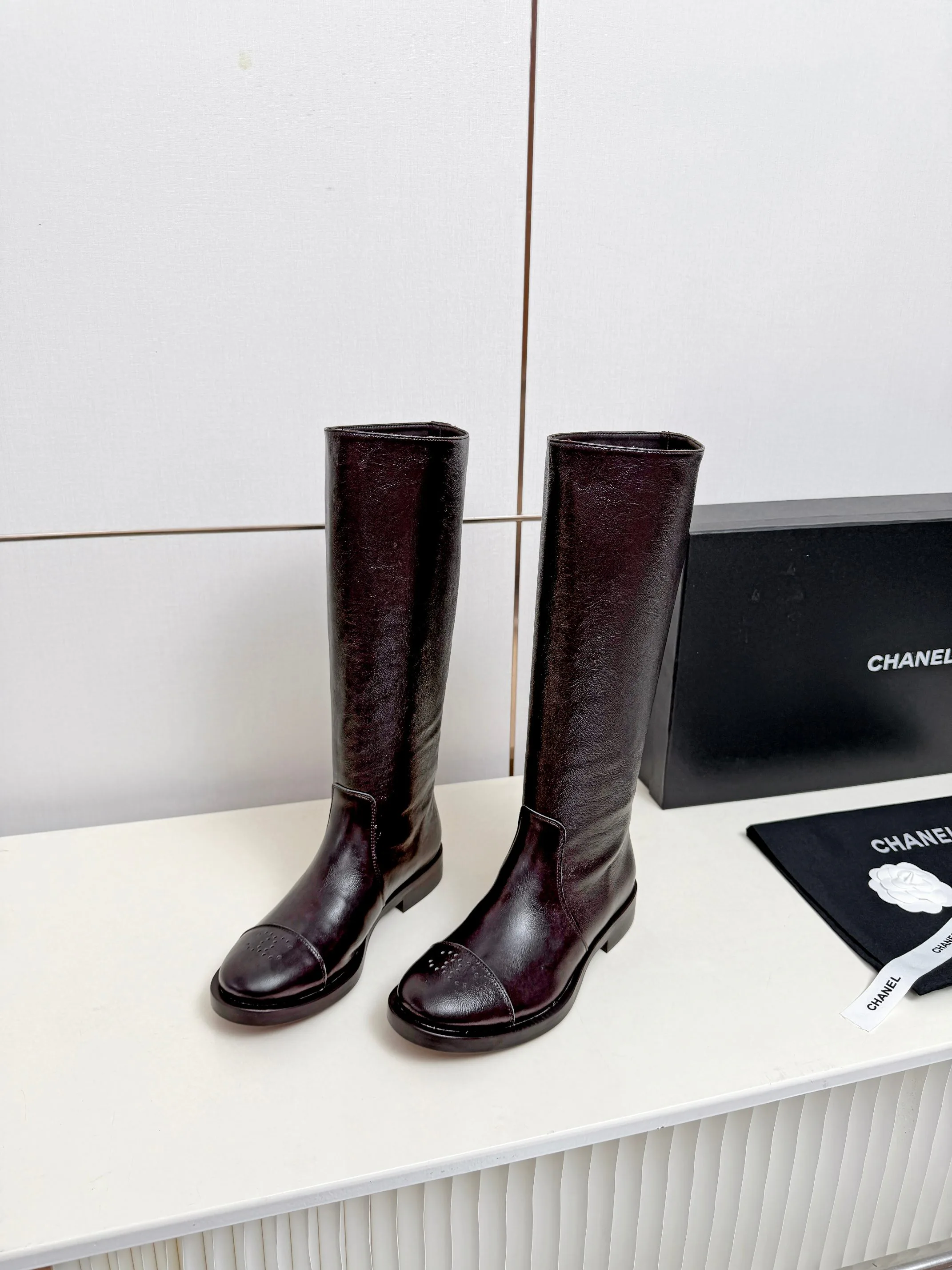 Сапоги Женские Chanel 18362250