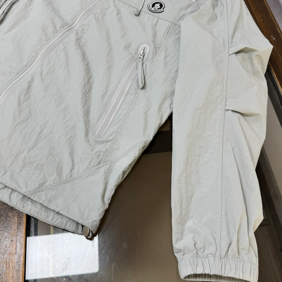Куртки И Пуховики Мужские Moncler 17286060