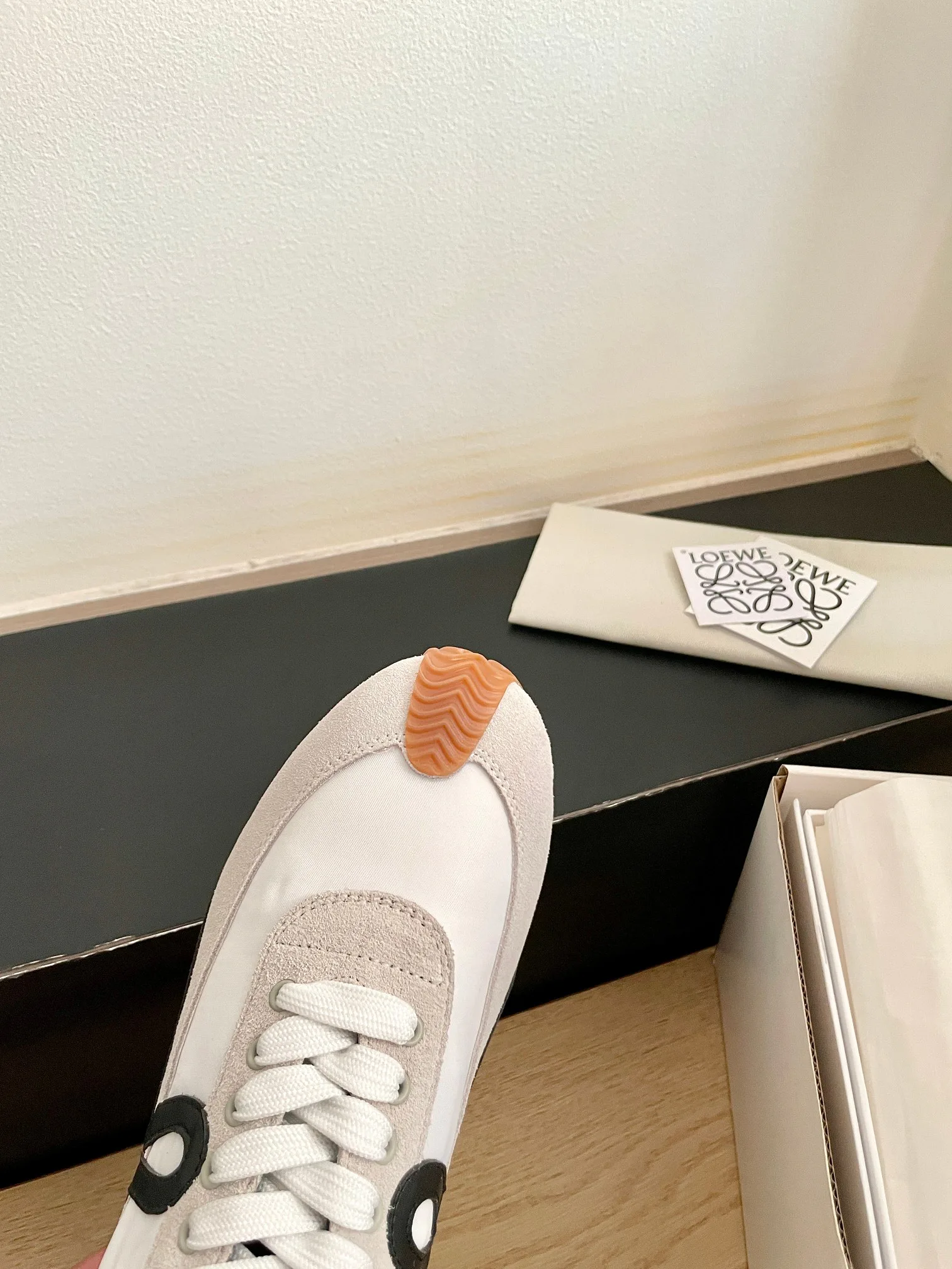 Кроссовки Женские Loewe 10822574