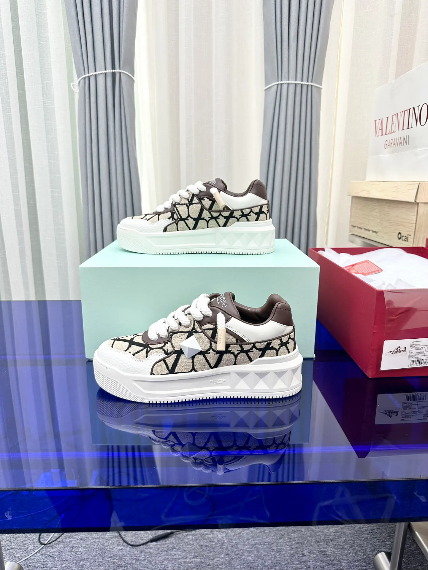 Кроссовки Женские Valentino 17948616